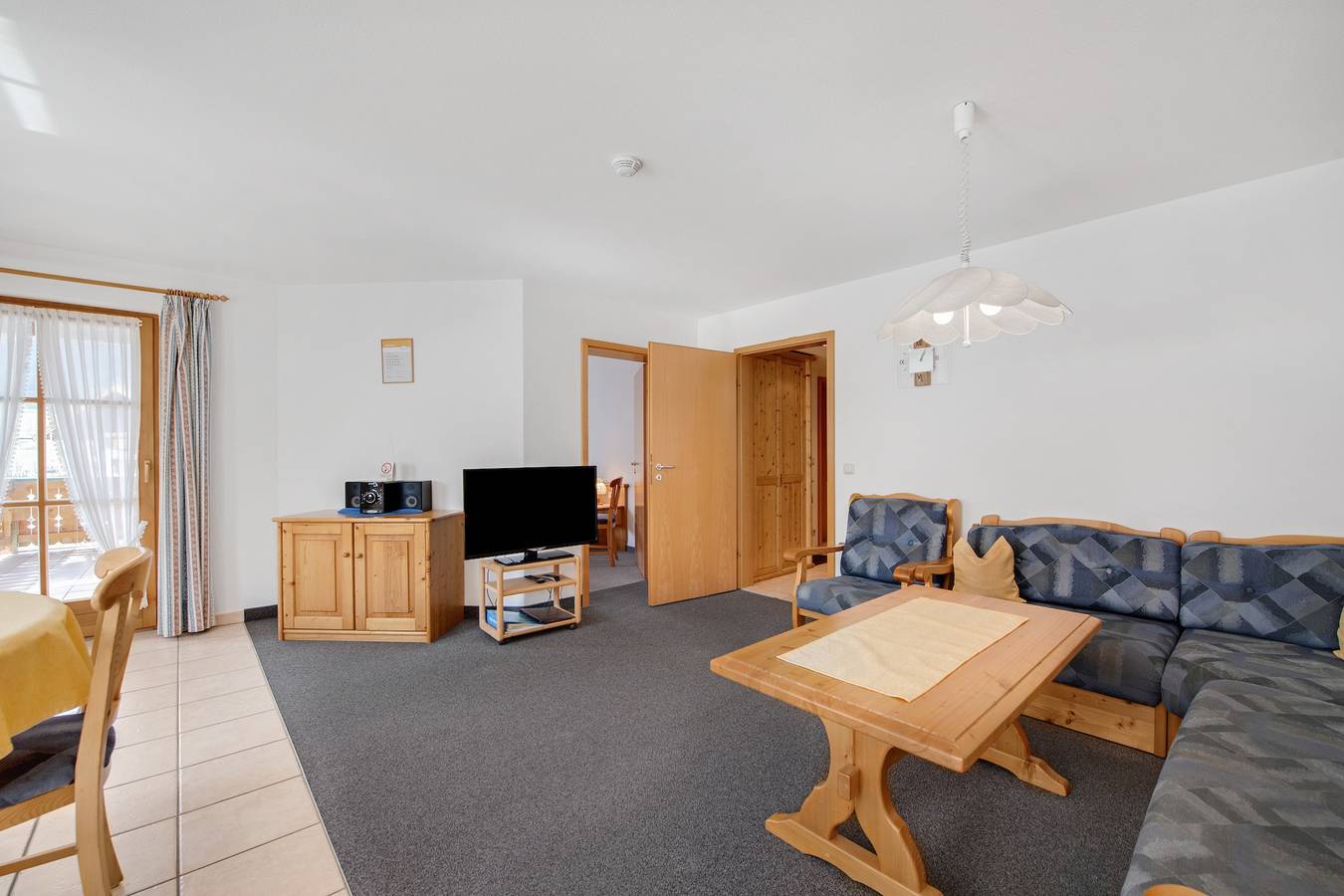 Ganze Wohnung, Ferienwohnung "Petrushof Ferienwohnung Taubensee" mit Bergblick, Wlan, Balkon in Oberwössen, Unterwössen