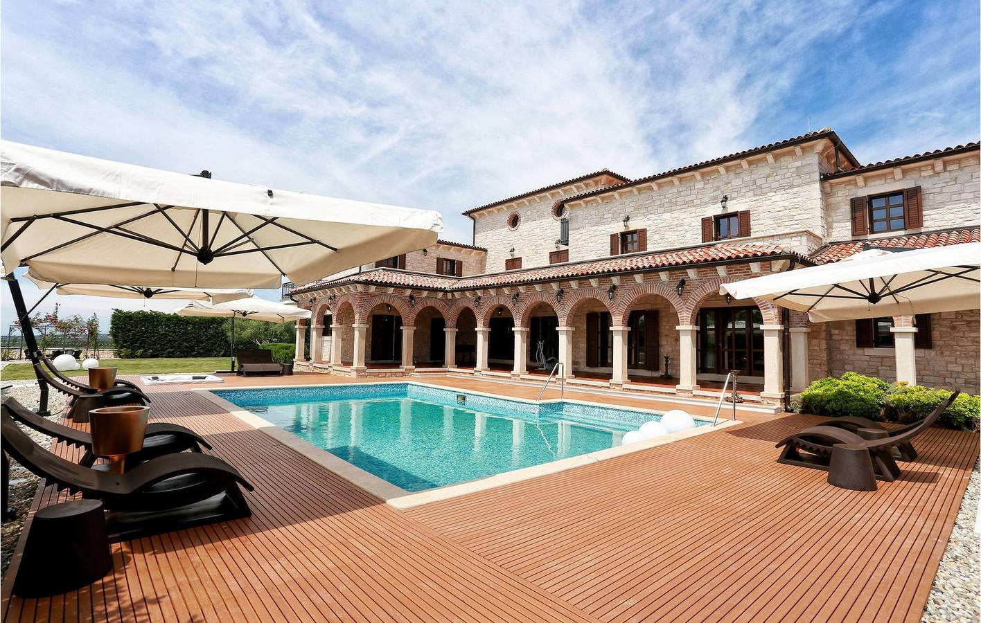 Ferienhaus für 10 Personen mit Sauna in Općina Višnjan, Zentralistrien