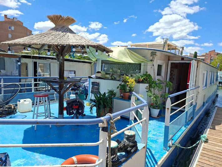 Barco para 4 personas, con terraza y vistas, Se admiten mascotas - 1