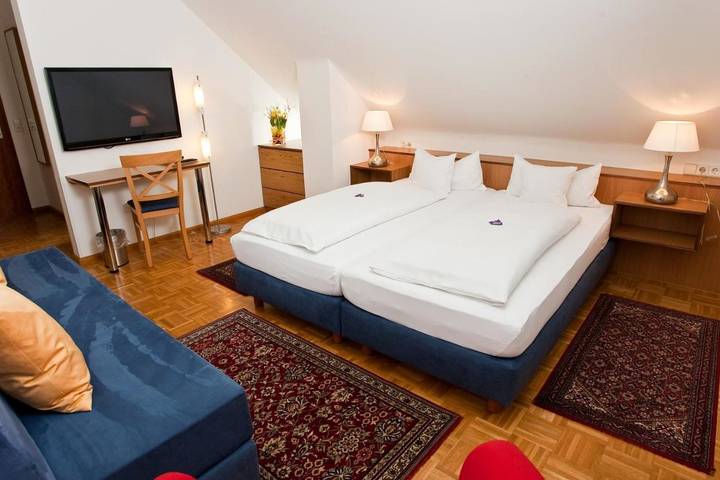 Maison d’hôte pour 3 personnes, avec jardin et piscine dans Mullheim - 2