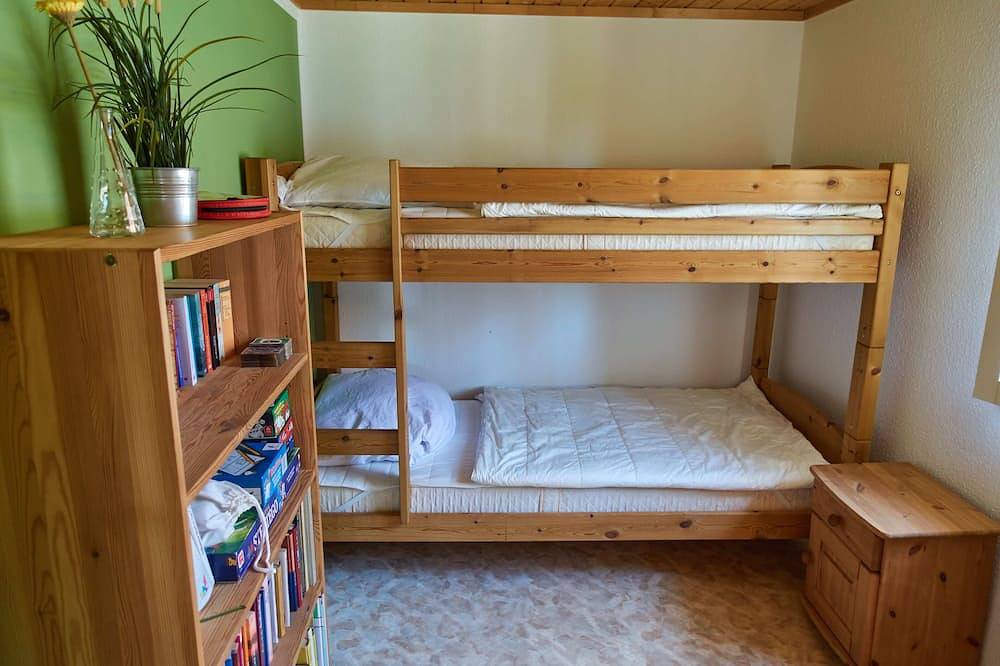 Ferienhaus mit 3 Schlafzimmern direkt am Useriner See mit Badestrand, Kaminofen in Userin, Mecklenburg-Strelitz