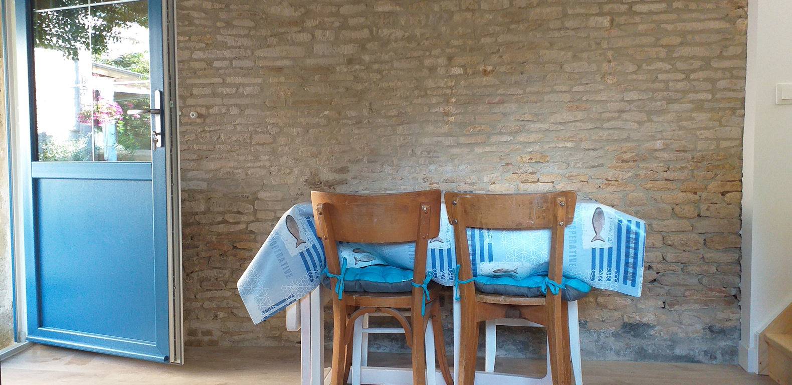 La Maison Bleue in Anisy, Région de Caen