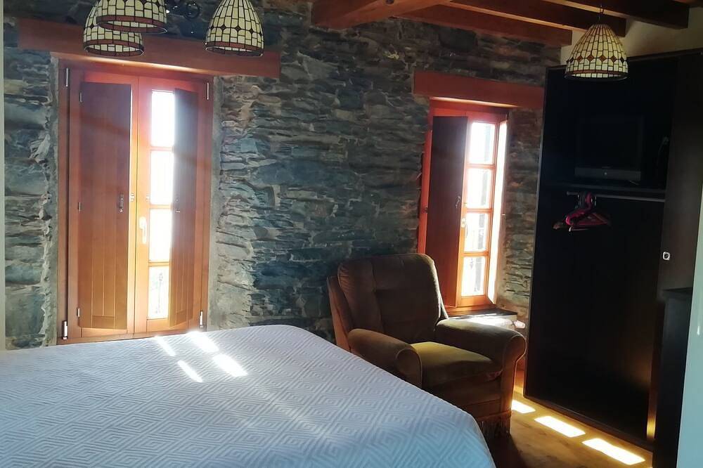 Maison de charme. Tranquility, couchers de soleil et des vues à couper le souffle. Un coin unique! in Cedeira, Costa de Galicia