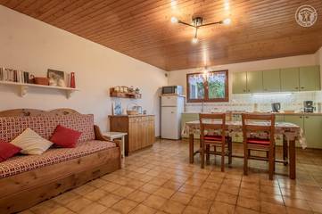 Gîte pour 2 personnes, avec terrasse à Thoiry (Savoie)