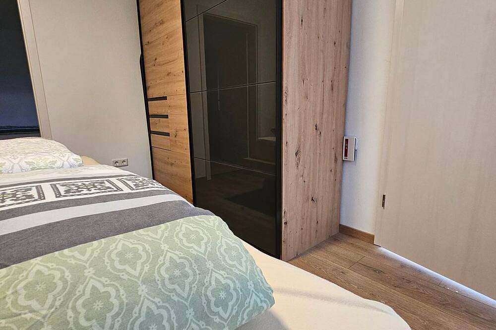 Ganze Wohnung, Ferienwohnung Waldblick - Appartement/Fewo, Dusche oder Bad, 2 Schlafräume in Steinberg-Deckenhardt, Oberthal