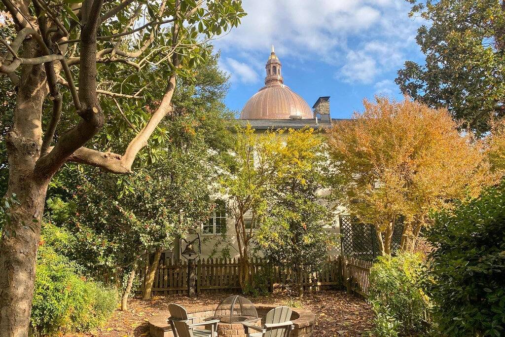 Historic Chapel Views, Steps to Usna Gate 1 with Private Patio and Off-Site Parking in Annapolis, Anne Arundel County