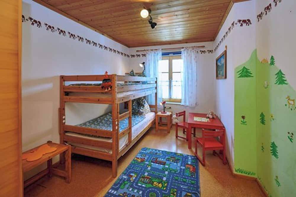 Ganze Wohnung, Ferienwohnung auf Bauernhof, 55 qm bis 5 Personen, für Familien in Obing, Landkreis Traunstein