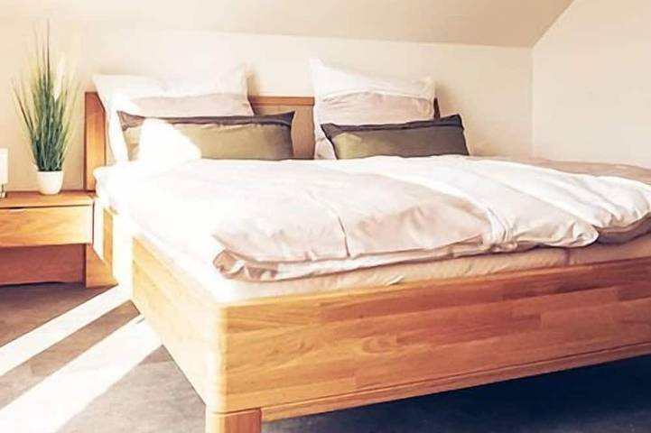 Ferienwohnung für 4 Personen, mit Balkon und Garten sowie Sauna in Unterweser - 2