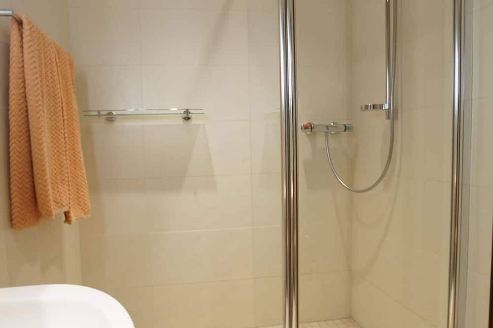 Ganze Wohnung, Doppelzimmer Dusche/Wc - Eifel-Ferienwohnung Gisela in Gransdorf, Eifelkreis Bitburg-Prüm
