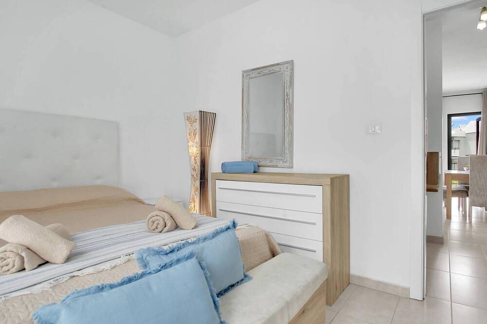Entire apartment, Ferdy's Home, Pool, Wi Fi, Downtown Los Cristianos in Los Cristianos, Arona
