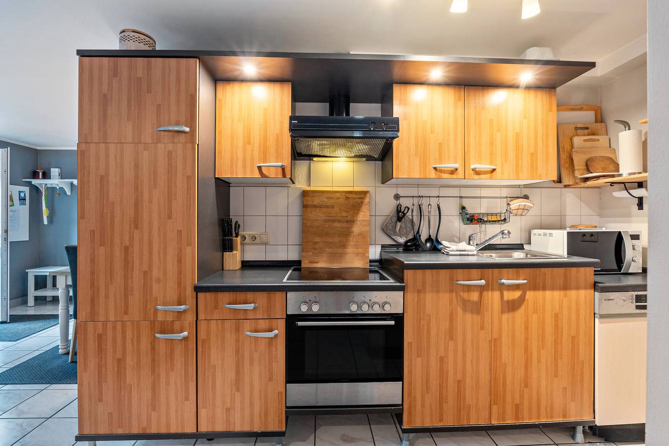 Ganze Wohnung, Ferienwohnung 'Beachhouse' mit privater Terrasse und Wi-Fi in Schwedeneck, Rendsburg-Eckernförde