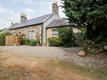 Log cabin for 2 people, with garden in Fife region