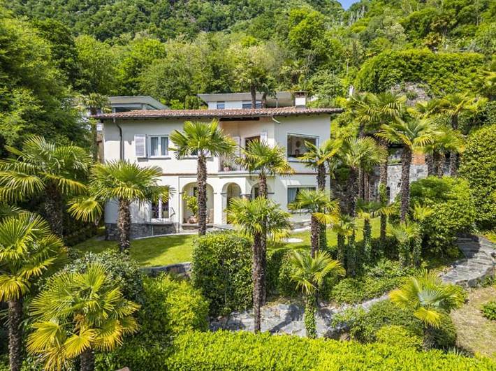 Ferienhaus für 6 Personen, mit Balkon und Terrasse sowie Garten und Ausblick in Morcote