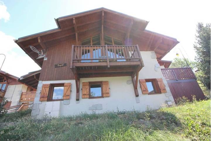 Chalet pour 8 personnes, avec jardin, animaux acceptés