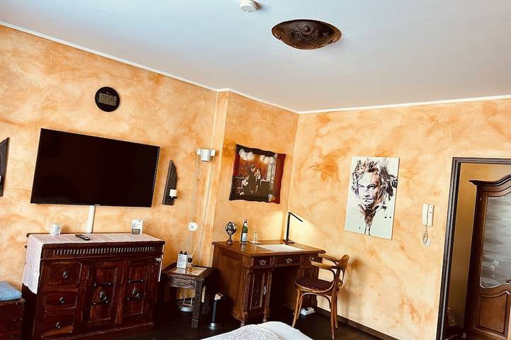 Ferienhaus für 2 Personen, mit Terrasse und Whirlpool in Bonn - 2