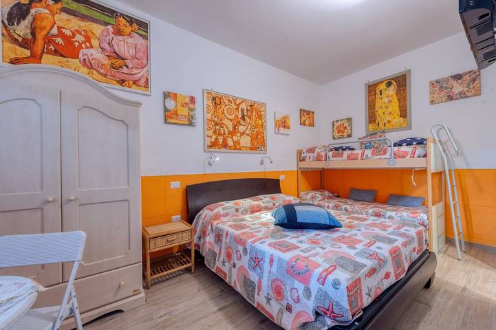 Il Marchese Mirante 'Room 4' with Shared Garden, Wi-Fi and Air Conditioning in Manduria, Gulf of Taranto
