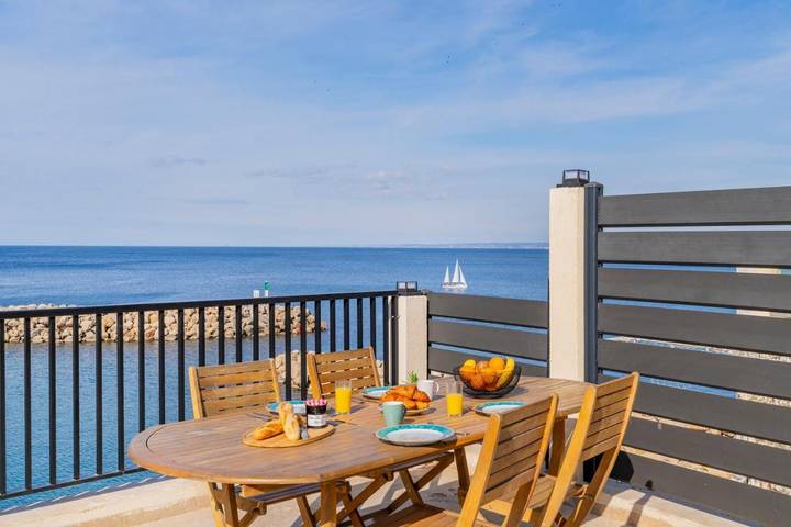Location de vacances pour 2 personnes, avec vue et terrasse à Marseille