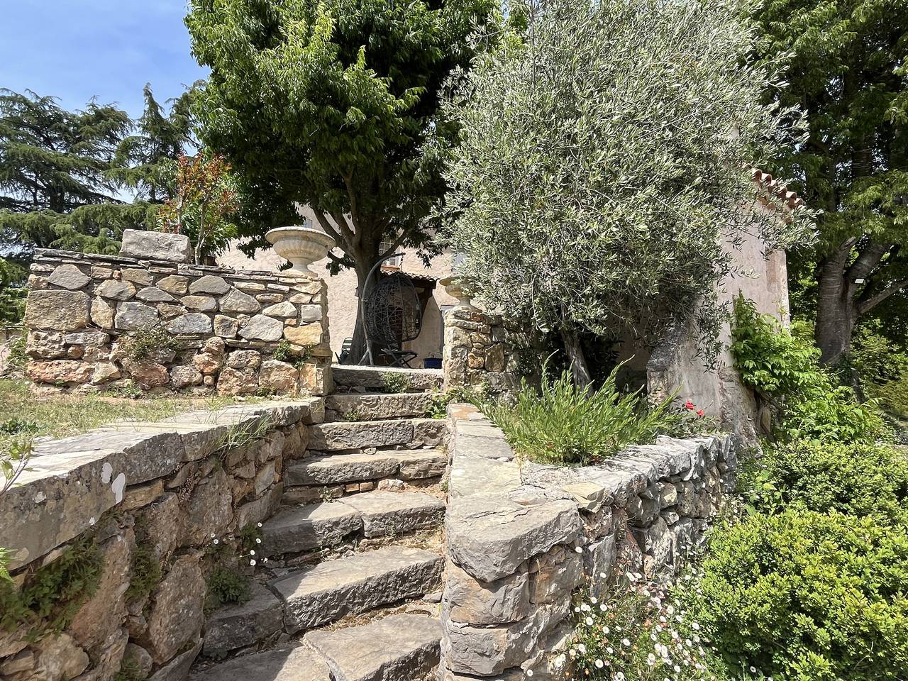 Campagne la Rivière, ambiance bucolique pour 4 à 6 personnes, piscine privée, wifi in Cotignac, Región Brignoles