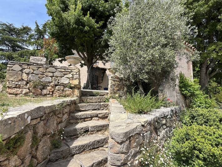 Campagne la Rivière, ambiance bucolique pour 4 à 6 personnes, piscine privée, wifi in Cotignac, Región Brignoles