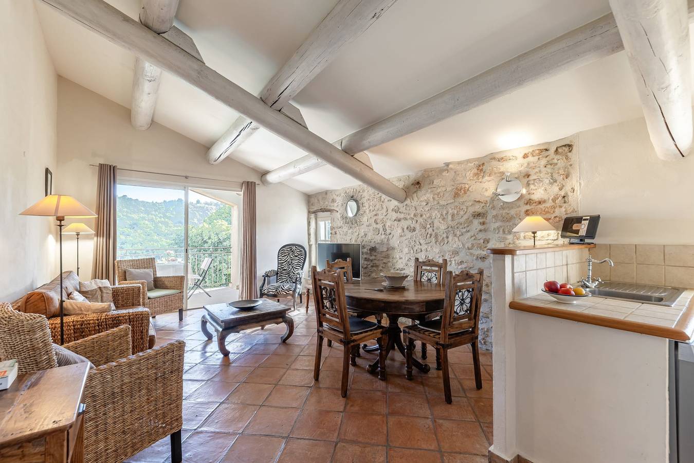 Ganze Wohnung, Ferienwohnung für 4 Personen mit Pool in Bonnieux, Regionaler Naturpark Luberon