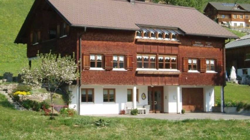 Vakantiewoning voor 2 personen, met tuin en balkon, kindvriendelijk in Schoppernau
