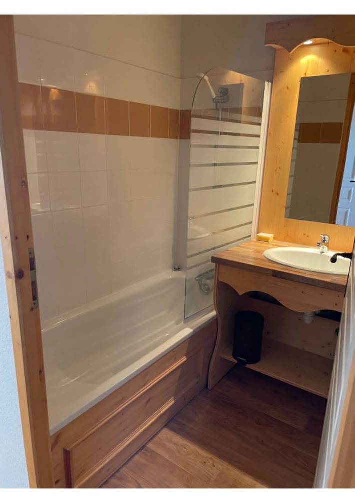 Gîte pour 6 personnes, avec balcon, animaux acceptés dans Office de Tourisme de Chamrousse - 3