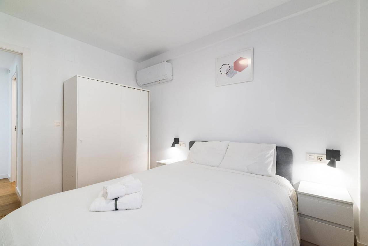 Apartamento inteiro, Piso en Palacio Quinta Alegre cerca centro ciudad in Genil, Granada