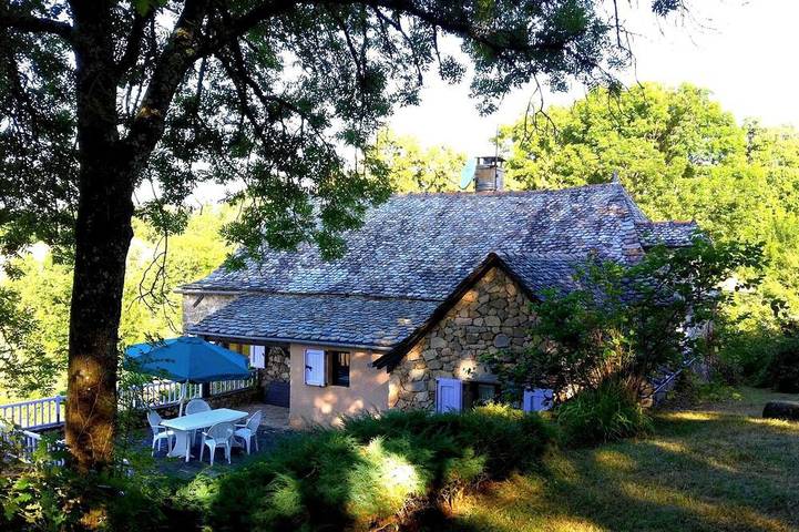 Location de vacances pour 4 personnes, avec jardin et balcon à Saint-André-de-Najac