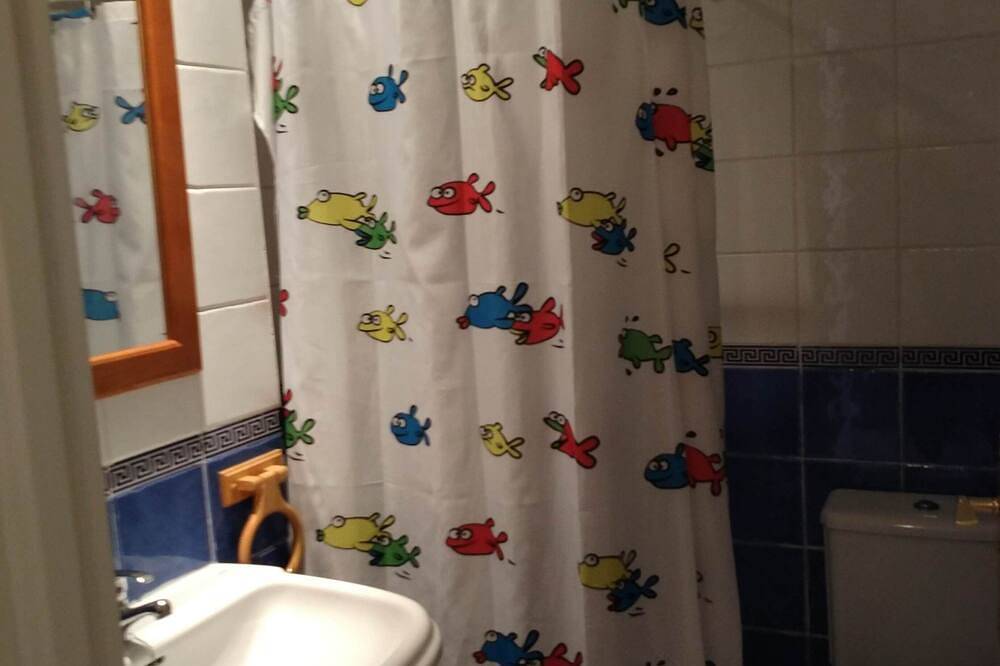 Ganze Wohnung, Miami Playa: Ferienwohnung - 3   Räume - 4/6   Personen in Cala dels Penyals (Miami Playa), Miami Playa