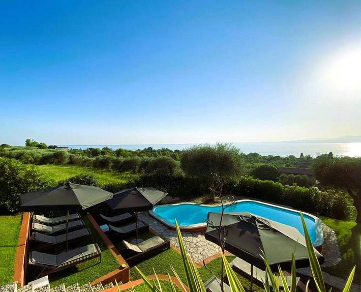 Villa für 10 Personen, mit Seeblick und Pool sowie Ausblick und Garten in Bardolino - 3