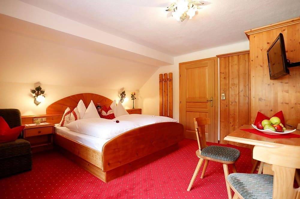 Doppelzimmer mit Dusche, Wc (Langzeitrate) - Linharterhof - Urlaub am Bauernhof in Haus, Schladming-Dachstein