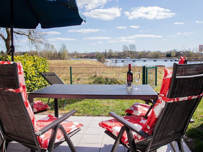 Ferienhaus für 4 Personen, mit Terrasse und Garten sowie Seeblick in Niedersachsen - 4