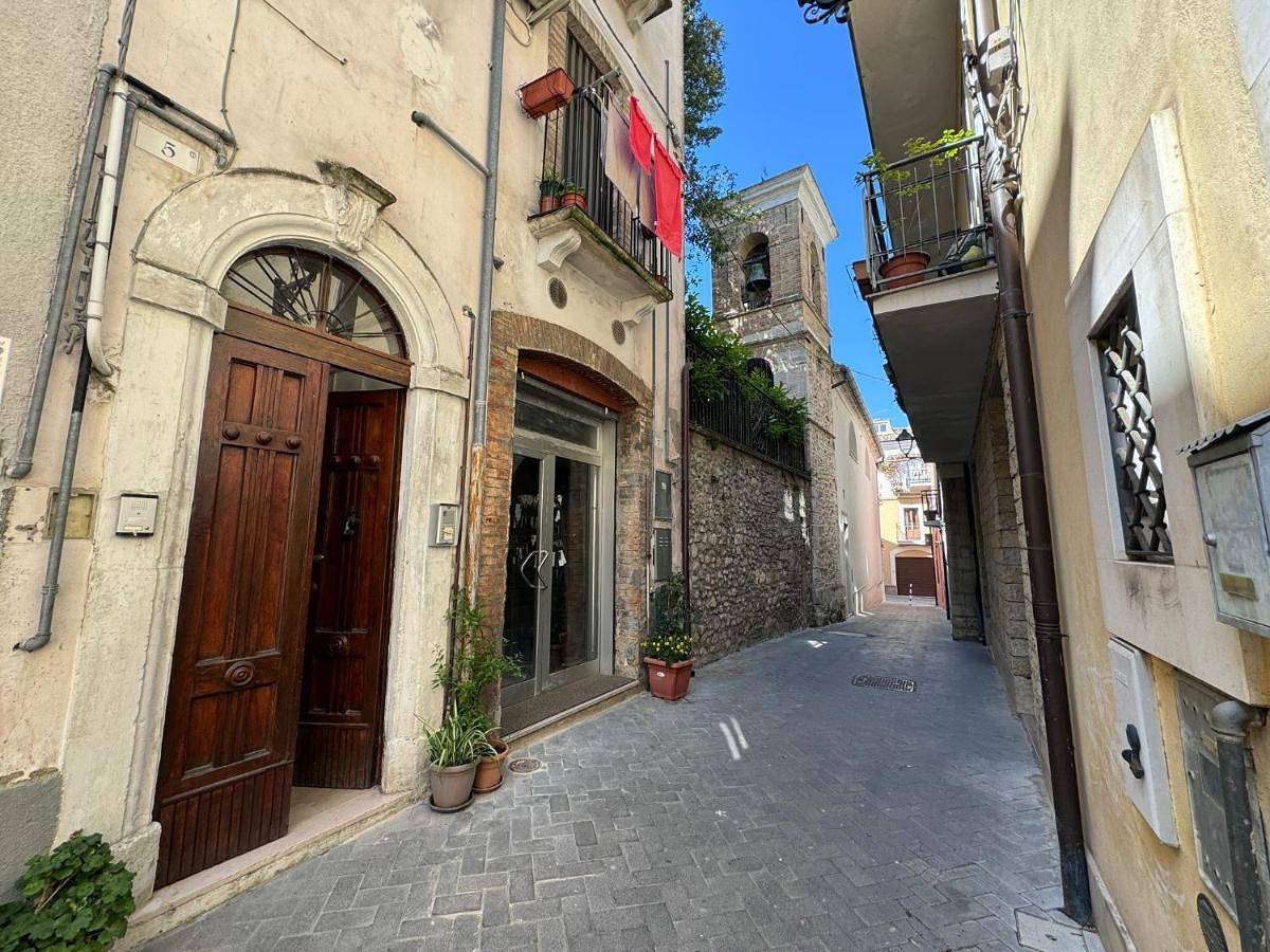 Double Room in Guardiagrele, Parco Nazionale della Majella