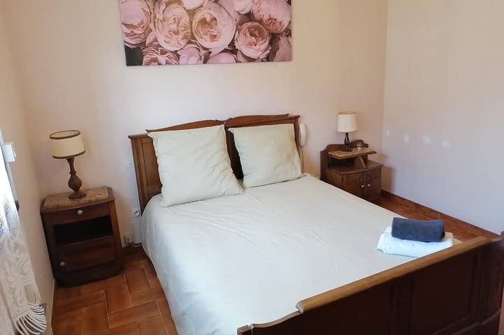Location de vacances pour 6 personnes, avec terrasse et jardin, animaux acceptés à Pont-Saint-Esprit - 2