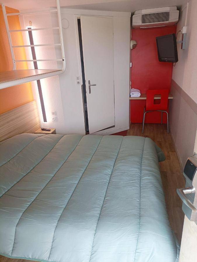 Hôtel pour 3 personnes, avec terrasse et jardin à Taissy - 3
