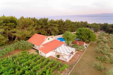 Villa per 8 Persone in Bol Croazia, Dalmazia, Foto 1