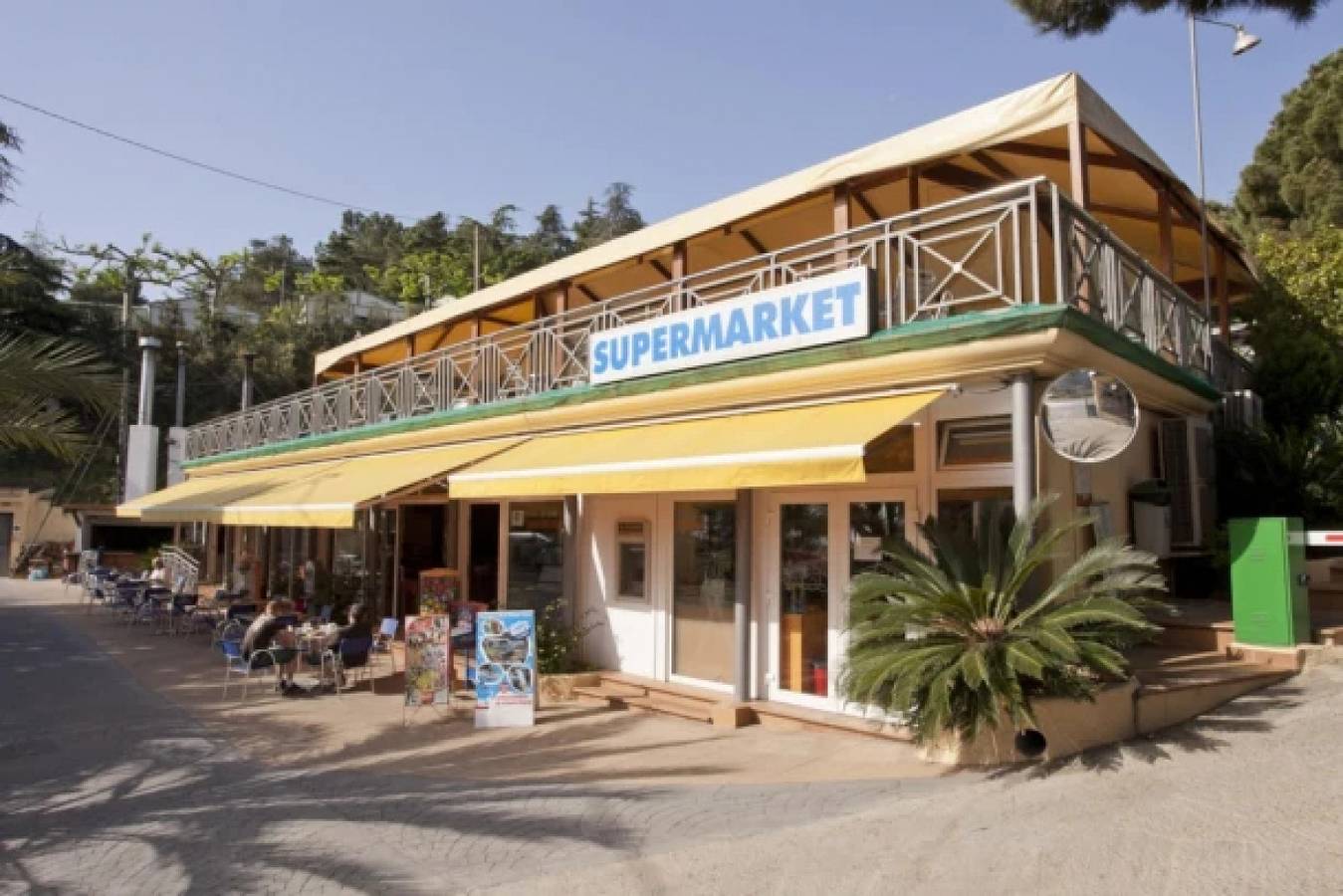 Camping 3 étoiles - Piscine  - eecbbd in Calella, Costa del Maresme