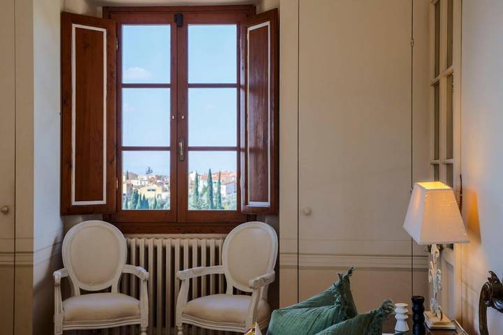 Villa pour 8 personnes, avec piscine ainsi que vue et jardin, animaux acceptés à Florence - 2