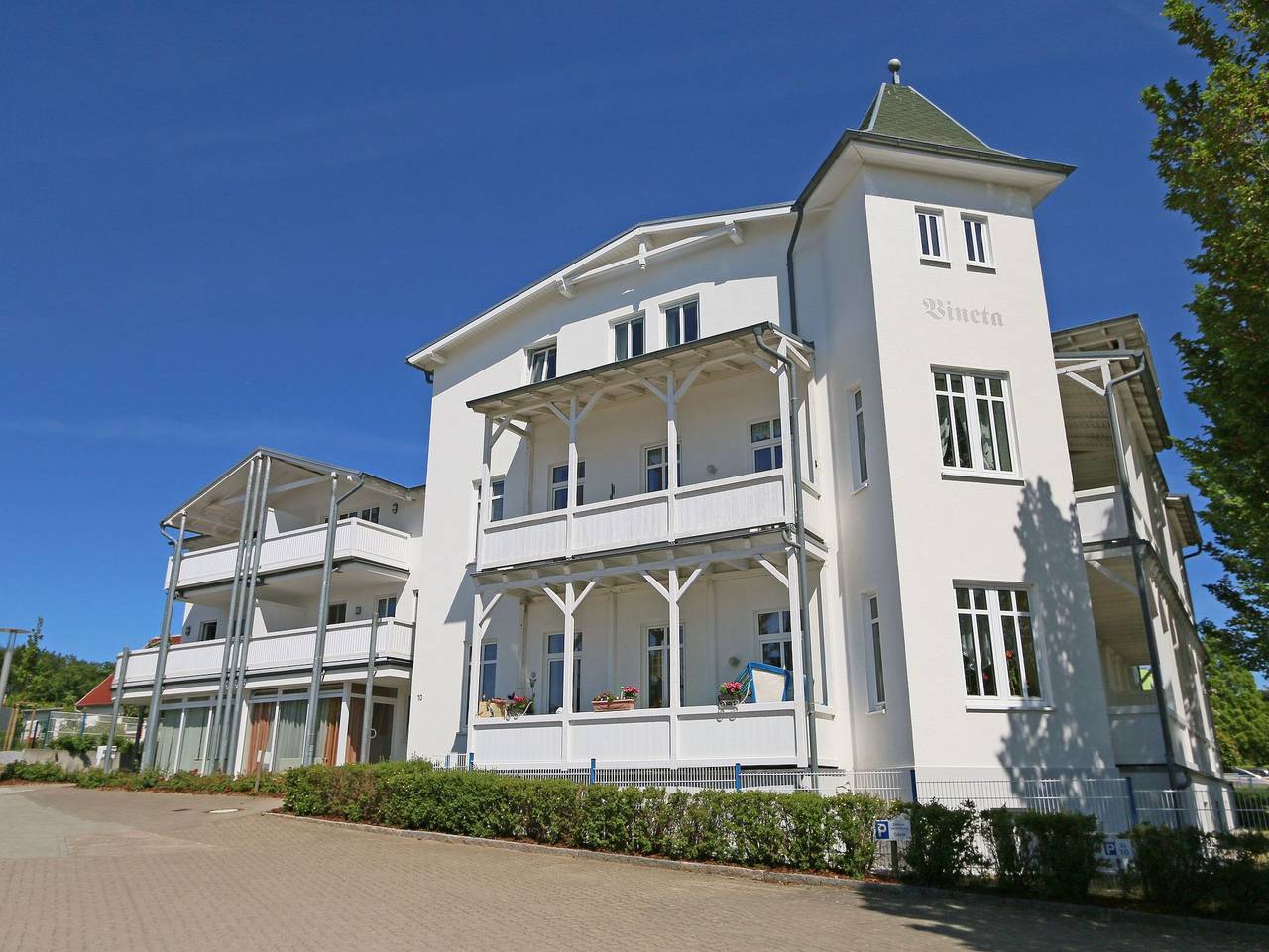 Ganze Ferienwohnung, Csp: Villa Vineta Whg. 14 Meerblick mit Südbalkon - Villa Vineta Whg. 14 Meerblick mit Südbalkon in Göhren, Rügen
