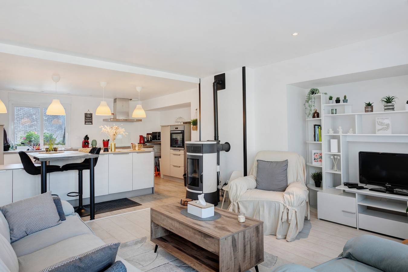 Appartement entier, Appartement « Macleo » avec balcon et Wi-Fi in Plougasnou, Ceinture Dorée