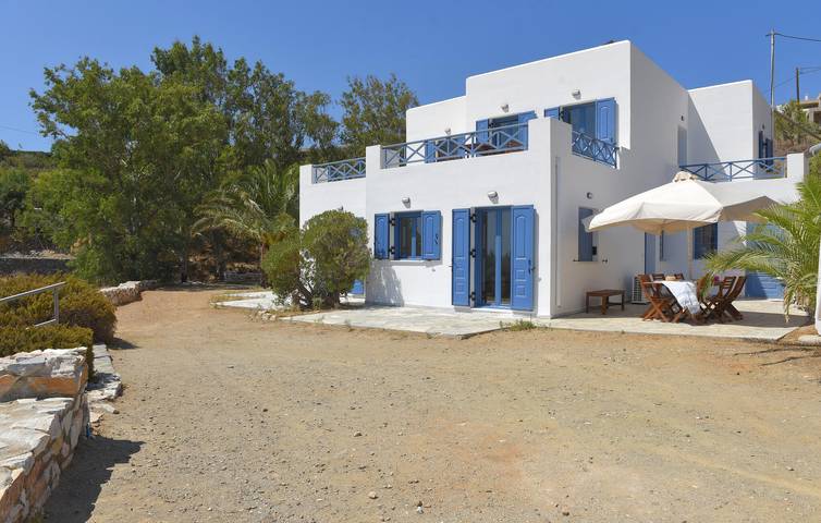 Location de vacances pour 12 personnes, avec jardin et piscine dans Cyclades - 2