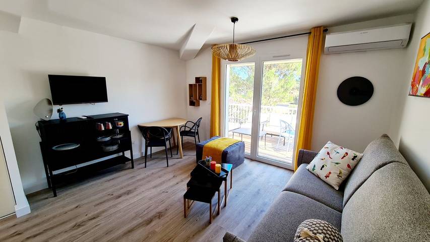 Location de vacances pour 2 personnes, avec terrasse dans Cala Rossa