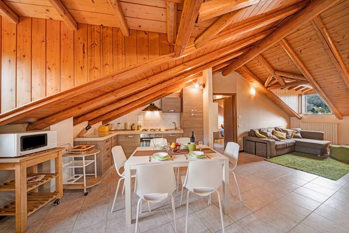 Vacation rental for 5 people in Lake Como