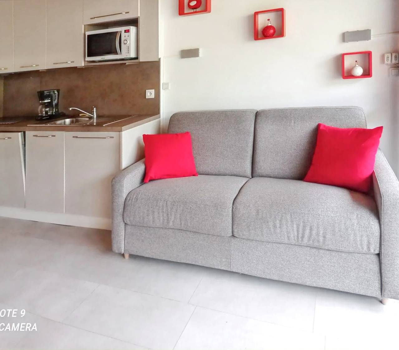 Studio entier, Studio accueillant à Les Carroz, 27 m², vue montagne in Les Carroz, Arâches-la-Frasse