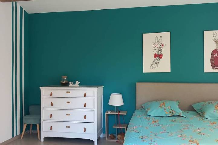 Location de vacances pour 8 personnes, avec jardin et terrasse à Châteauneuf-de-Gadagne - 3