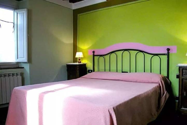 Agriturismo con Fattoria sulle colline di Barga: Casa Chioi in Barga, Parco Regionale delle Alpi Apuane