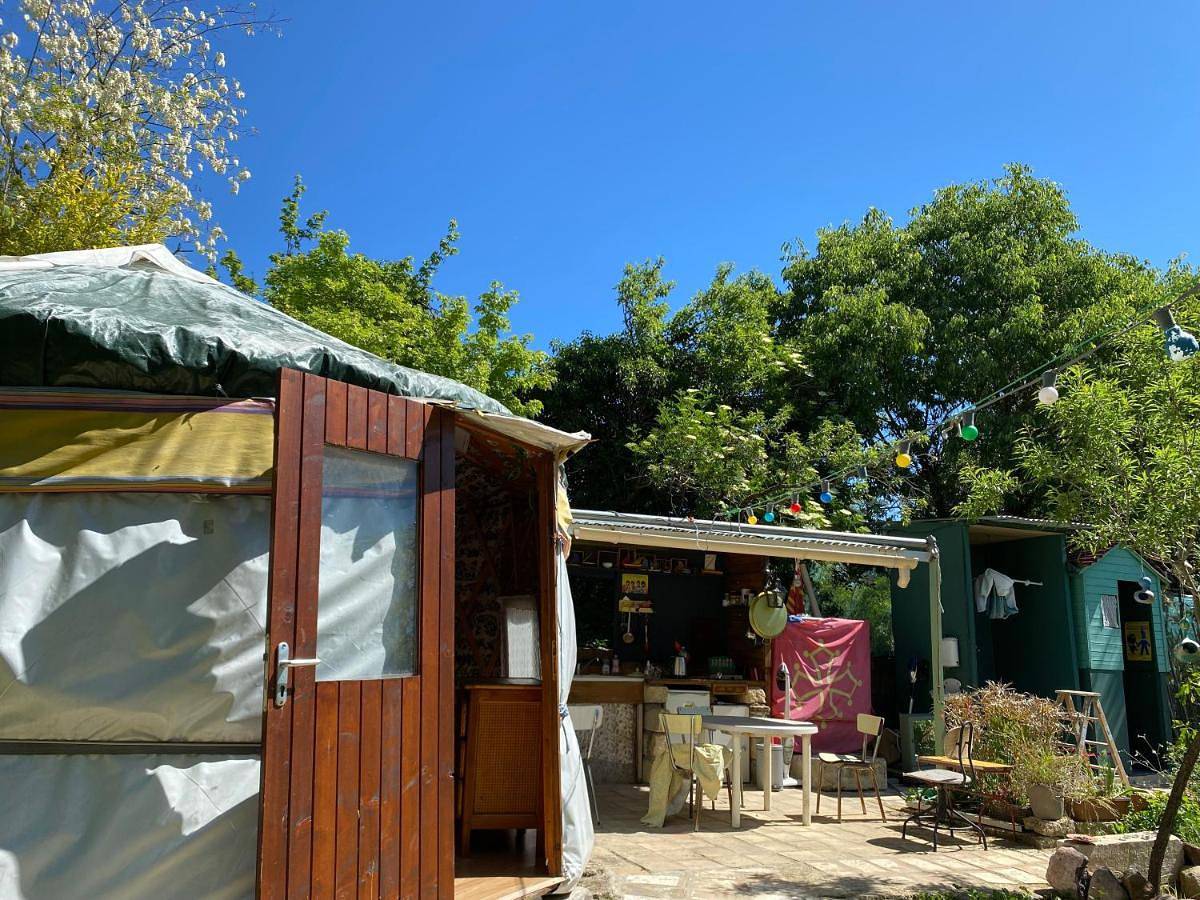 Tent in Croix d'Argent, Montpellier