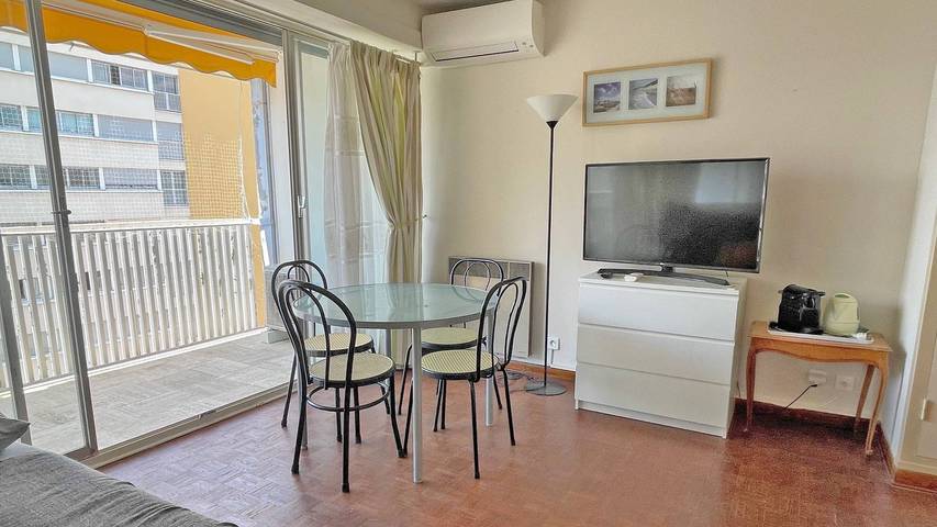 Gîte pour 4 personnes, avec terrasse dans Plage De La Croisette Sainte Maxime - 4