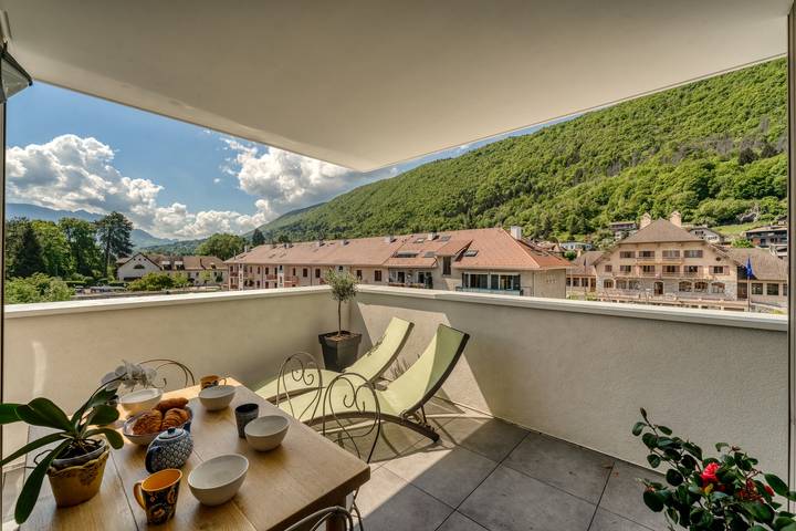 Gîte pour 4 personnes, avec vue sur le lac et terrasse à Sévrier - 2