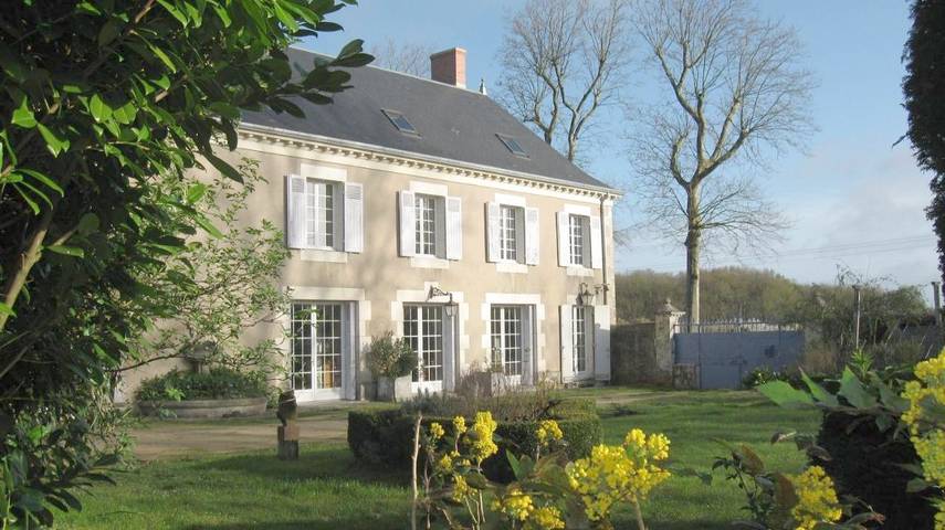 Chambre d’hôte pour 2 personnes, avec vue et jardin à Château-la-Vallière